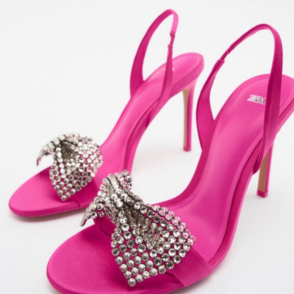 Zara - Embellished Bow Heel | Size 7.5 US,  38 EUR| NWT (new with tags)